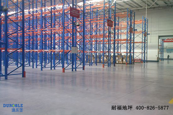 倉庫地面 倉庫地面