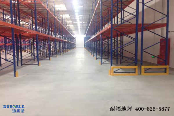 倉庫地面 倉庫地面