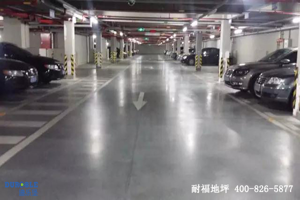 停車場(chǎng)地面 停車場(chǎng)地面