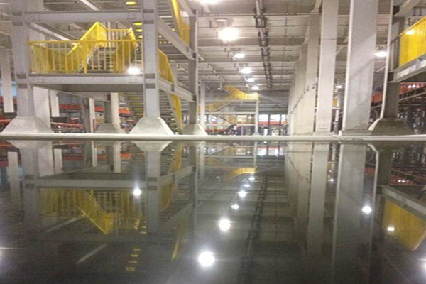 甲類倉庫地面 甲類倉庫地面